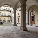 Affrescata Di Lusso شقة