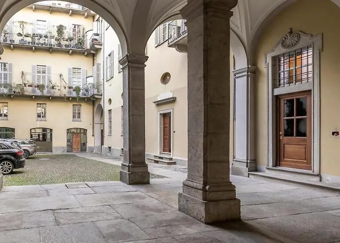 Affrescata Di Lusso Apartment